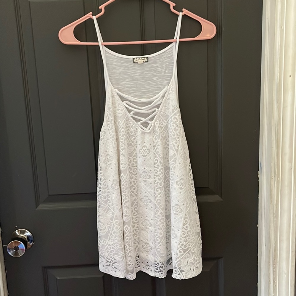 White Lacy low cut detailed cami.